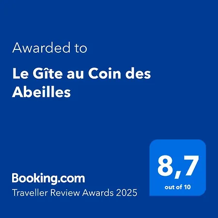 Le Au Coin Des Abeilles بيت للعطل La Caillère