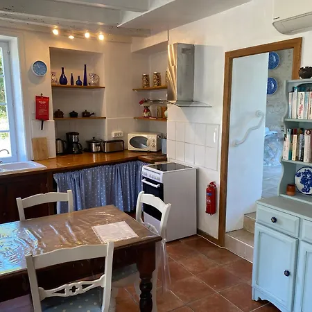 بيت للعطل Le Au Coin Des Abeilles *