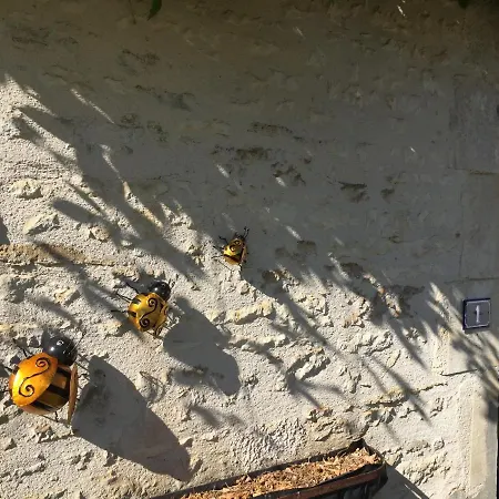Holiday home Le Au Coin Des Abeilles *