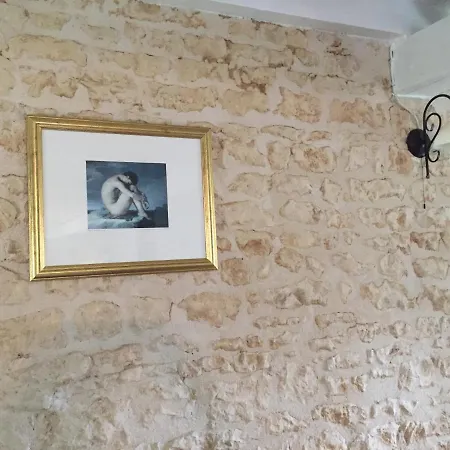 Le Au Coin Des Abeilles Holiday home *